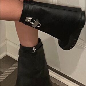 Givency Shark Lock Biker Boots